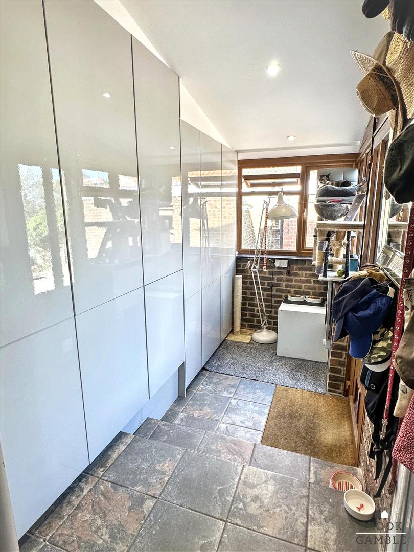 4 Bedroom House. Milton Road in Eastbourne,  16